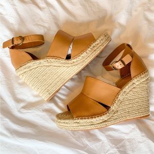Treasure & Bond Wedges